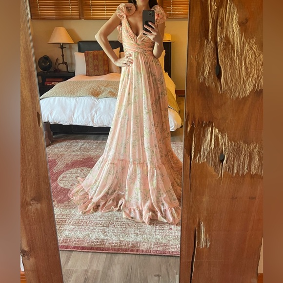 NWT Mac Duggal Leena Ruffle Tiered Floral Cut-Out Chiffon Gown - Pink Multi - 2 - Picture 5 of 6